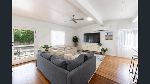 MI Weekenda - Kawana Tourism 2