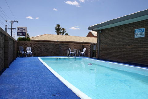 Mid Town Inn Narrabri - Kawana Tourism 0