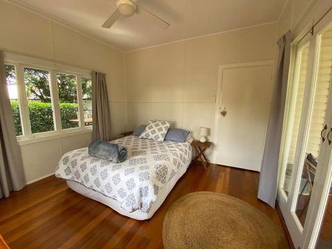 Miss Bullens Cottage - Kawana Tourism 3