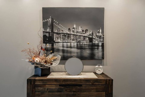 Modern Studio With Free Wifi And Parking - Kawana Tourism 3