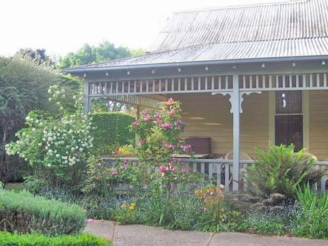 Mooltan House - Kawana Tourism 2