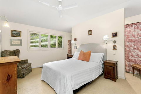 MUS14 - 2 Bedroom Apartment - Muston Street, Mosman - Kawana Tourism 2
