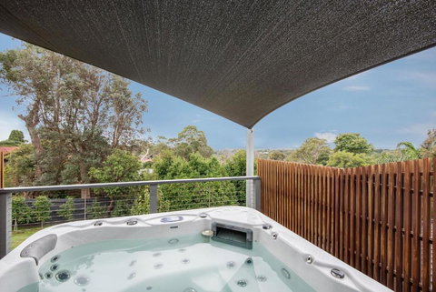 Mt Martha Escape With Spa And Views - Kawana Tourism 1