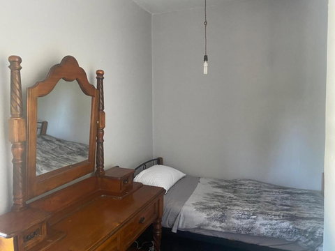 Mount Torrens Hotel - Kawana Tourism 1