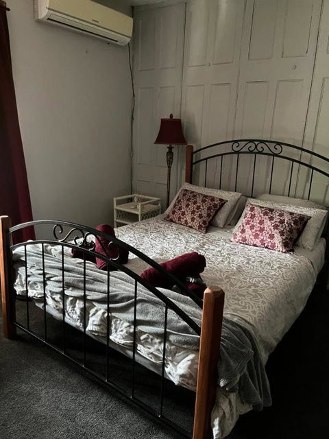 Mount Torrens Hotel - Kawana Tourism 0