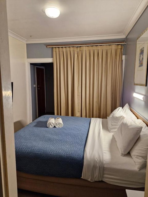 Mount View Motel - Kawana Tourism 1