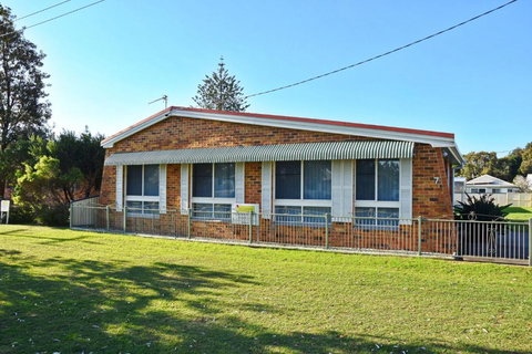Mountain View Hat Head - Bring Your Own Linen. - Kawana Tourism 0