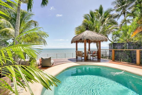 Mylara Beachfront Holiday Home - Kawana Tourism 2