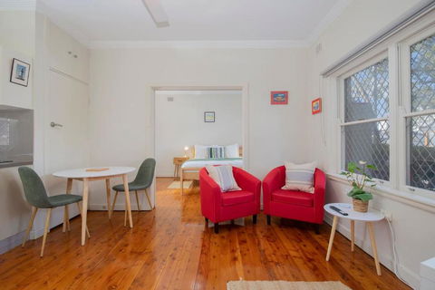 Newcastle Nook - Convenient Comforts In The CBD - Kawana Tourism 0
