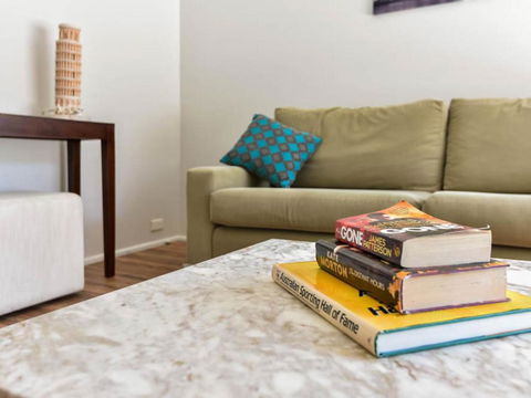 Noraville Summer House - Kawana Tourism 0