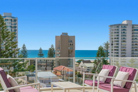 Nielsen On The Park Unit 6 - Kawana Tourism 3