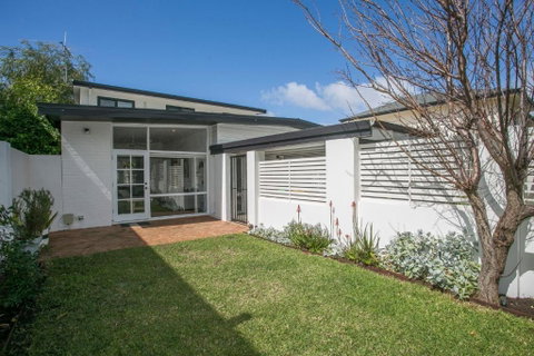 NOR214 - Northstead Coastal Charm - Kawana Tourism 2