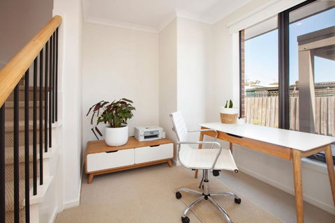 Northside Townhouse Geelong - Kawana Tourism 3