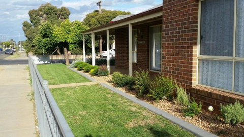 Numurkah Self Contained Apartments - The Mieklejohn - Kawana Tourism 2