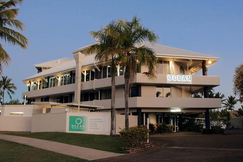 Ocean International Hotel - Kawana Tourism 0