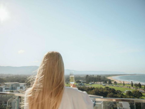 Novotel Wollongong Northbeach - Kawana Tourism 3