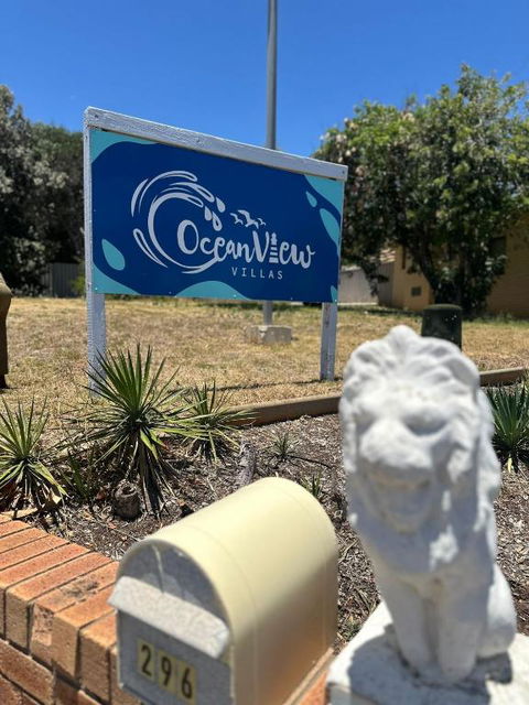 Ocean View Villas - Kawana Tourism 0