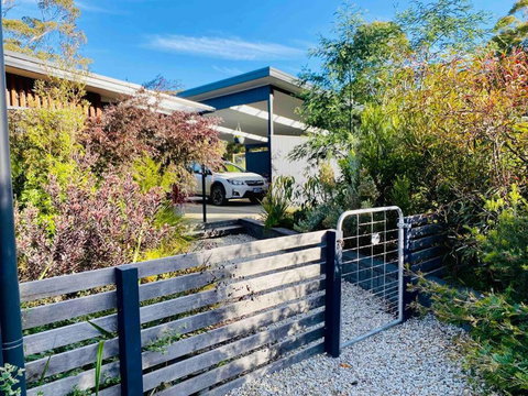 Ocean Views, Spacious & Private, Hot Hub - Kawana Tourism 3