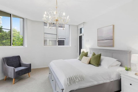 Ocean Vista Escape - A Lofty Beachfront Penthouse - Kawana Tourism 3