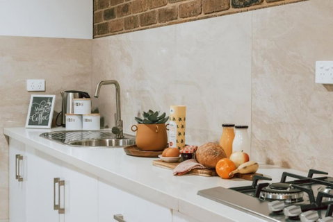 Olinda Sandstone Apartment 2 Bedroom Spa Bath - Kawana Tourism 0