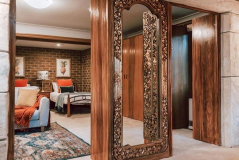 Olinda Sandstone Apartment 2 Bedroom Spa Bath - Kawana Tourism 1