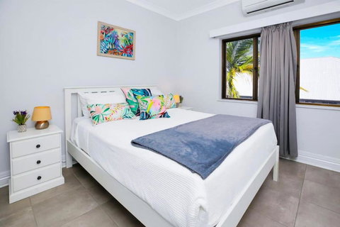 On The Esplanade 7 - Kawana Tourism 3