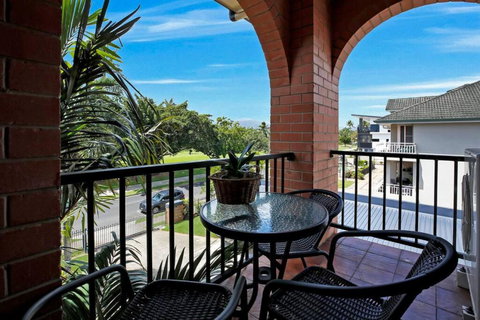 On The Esplanade 7 - Kawana Tourism 1