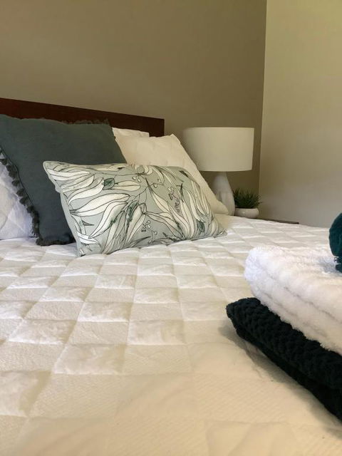 Orange Tree Cottage - Kawana Tourism 1