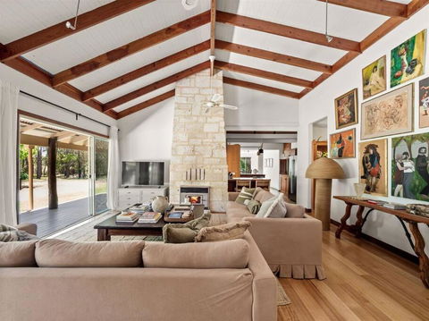 Orchard Homestead Countryside Retreat - Kawana Tourism 0