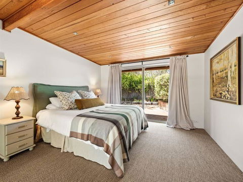 Orchard Homestead Countryside Retreat - Kawana Tourism 1
