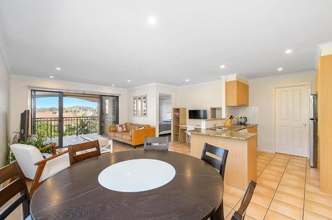 Pacific 1 - Kawana Tourism 2