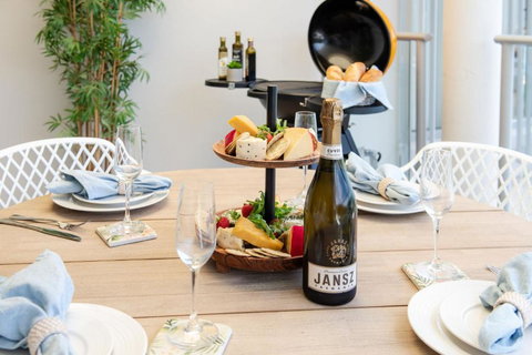 Pacific Blue - Premiere - Kawana Tourism 3