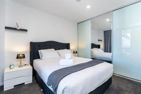 Park Avenue Apt In The Heart Of The City - Kawana Tourism 0