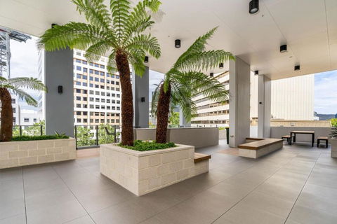 Park Avenue Apt In The Heart Of The City - Kawana Tourism 2