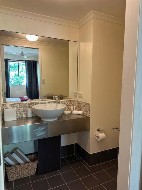 Palm Cove Paradise - Kawana Tourism 0