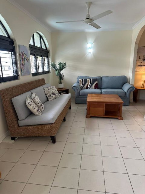 Palm Cove Paradise - Kawana Tourism 2