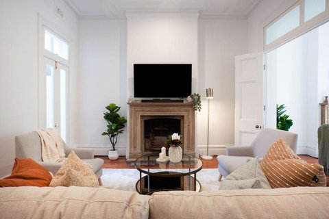 Paddington Bear - Kawana Tourism 1