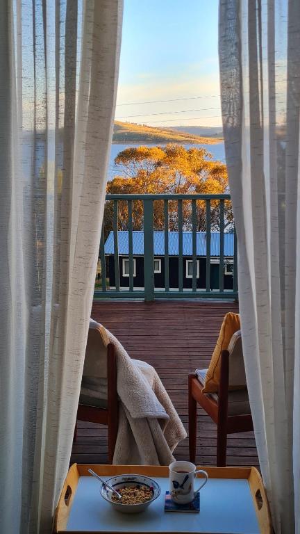 Panoramic Lake View - Kawana Tourism 3