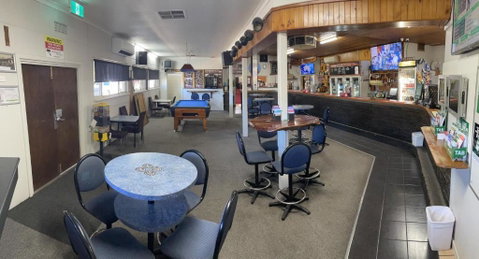 Paringa Hotel Motel - Kawana Tourism 1