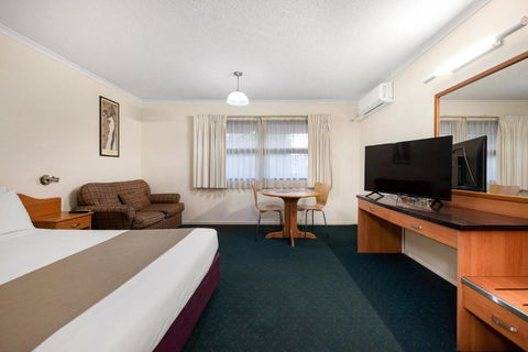 Pegasus Motor Inn And Serviced Apartments - Kawana Tourism 3