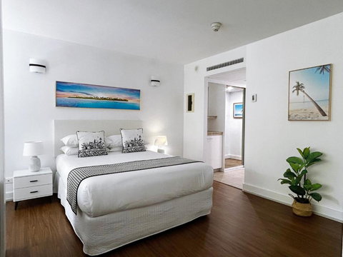 Palm Cove Beachside Apartments - Pool And Garden Views - Kawana Tourism 2