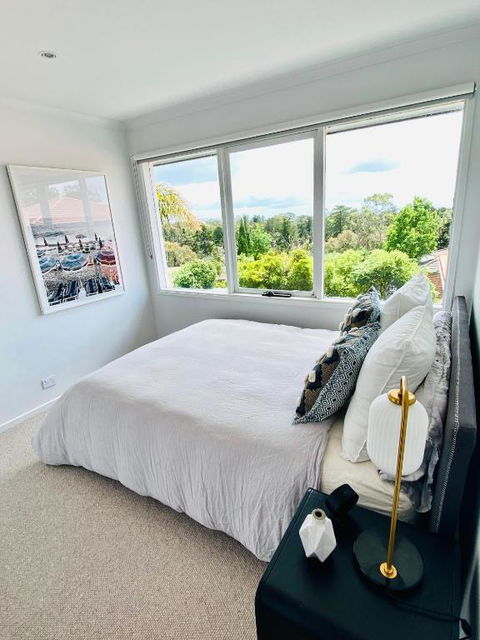 Pool & Pet Friendly - Mornington Peninsula Beach House - Kawana Tourism 3