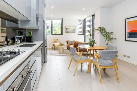 Perfect Stay Rosebery I Zetland WI-Fi Netflix Gym Pool - Kawana Tourism 1