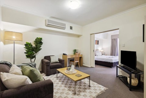 Perth Picture Perfect 1 BDR - Kawana Tourism 1