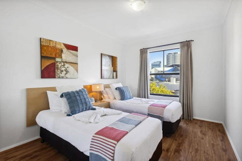 Perth Prime Located 2BDR 1PRK - Kawana Tourism 1