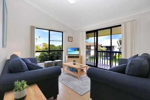 Pet Friendly On Pelican Close To Myall River - Kawana Tourism 2