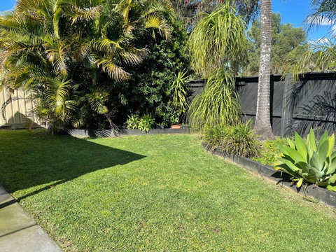 Pets Welcome Central And Convenient - Kawana Tourism 0