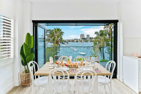 Phoenix At Palm View Collective - Kawana Tourism 2