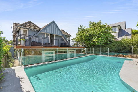 Poolside Stay - Close To Taronga Zoo & Luna Park - Kawana Tourism 1