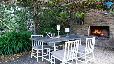 Poppy Cottage - Kawana Tourism 0
